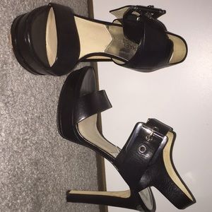 Michael Kors Black Size 7 high heel sandal